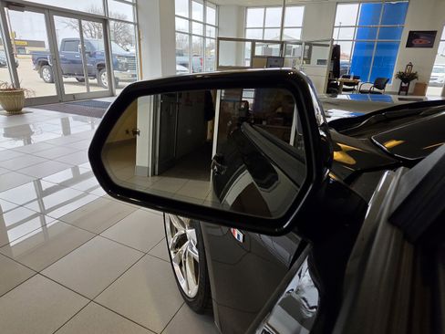 Used 2016 Chevrolet Camaro SS image 14