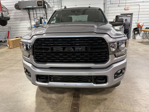 Certified 2024 RAM 2500 Big Horn w/ Night Edition AWD/4WD image 40