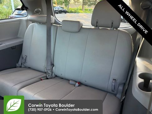 Used 2020 Toyota Sienna XLE w/ XLE Navigation Package AWD/4WD image 20