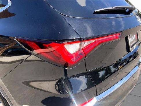 Used 2023 Acura MDX SH-AWD image 29