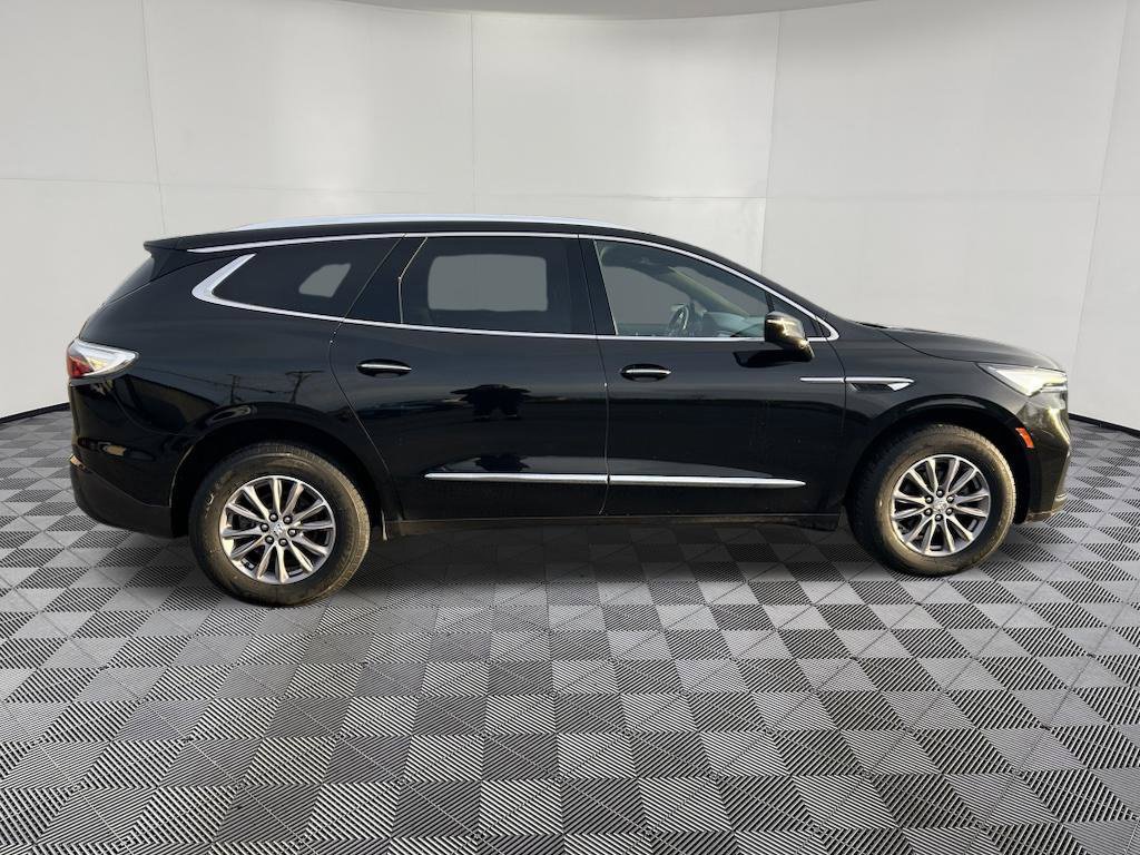 Used 2023 Buick Enclave Essence AWD/4WD image 6