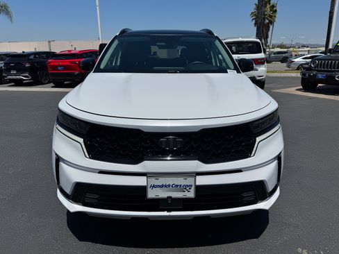 Used 2021 Kia Sorento SX AWD/4WD image 3