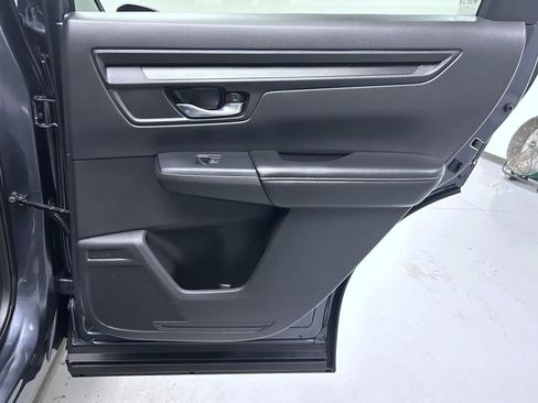 Used 2025 Honda CR-V EX image 17