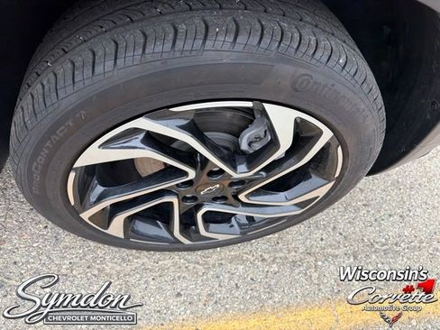 Used 2024 Chevrolet TrailBlazer RS w/ Convenience Package AWD/4WD image 24