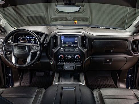 Used 2020 GMC Sierra 3500 Denali w/ Denali Ultimate Package image 16