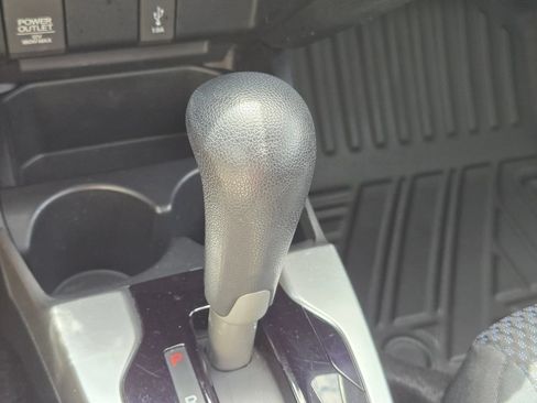 Used 2019 Honda Fit LX image 30
