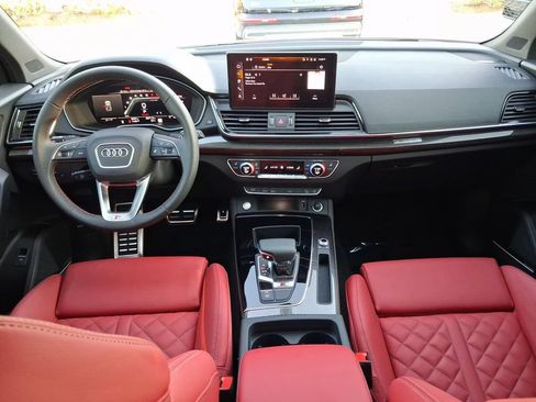 Used 2025 Audi SQ5 Premium Plus AWD/4WD image 13