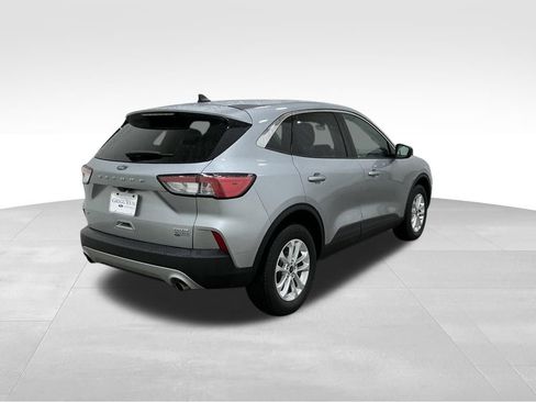 Used 2022 Ford Escape SE AWD/4WD image 4