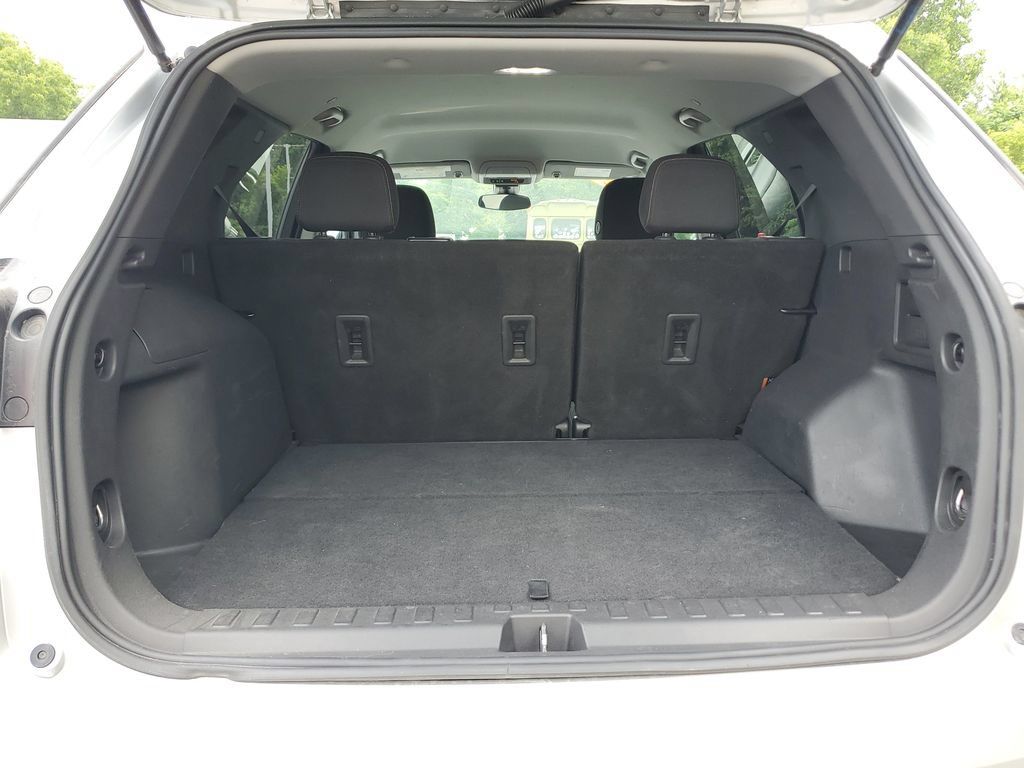 Used 2022 Chevrolet Equinox LT AWD/4WD image 10