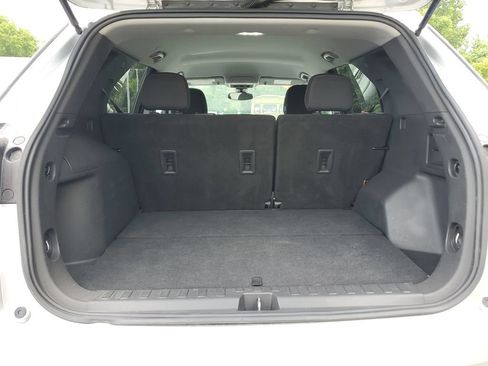 Used 2022 Chevrolet Equinox LT AWD/4WD image 10
