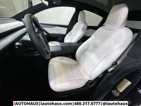 Used 2026 Tesla Model Y AWD image 13