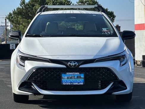 Used 2026 Toyota Corolla SE image 3