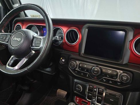 Used 2022 Jeep Gladiator Rubicon w/ LED Lighting Group AWD/4WD image 11