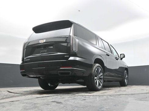 New 2026 Cadillac Escalade ESV Sport image 48