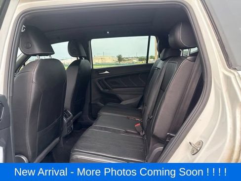 Used 2023 Volkswagen Tiguan SE R-Line FWD image 11