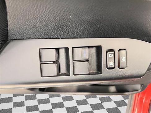 Used 2016 Toyota RAV4 LE image 21