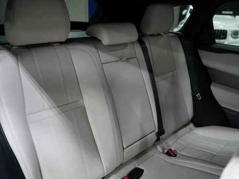Used 2023 Land Rover Range Rover Velar S AWD/4WD image 20
