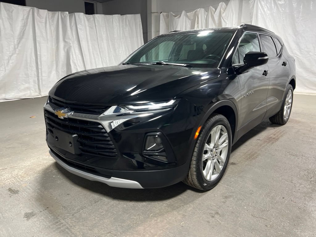 Used 2019 Chevrolet Blazer LT w/ Sun and Wheels Package FWD image 3