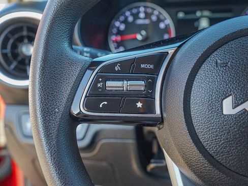 Used 2022 Kia Forte LXS w/ LXS Technology Package image 13