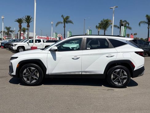 Used 2025 Hyundai Tucson SEL FWD image 42