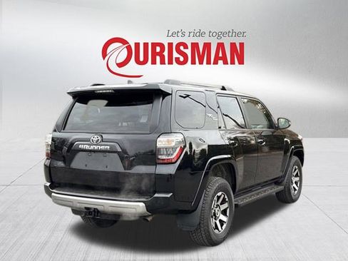 Used 2024 Toyota 4Runner TRD Off-Road Premium image 2