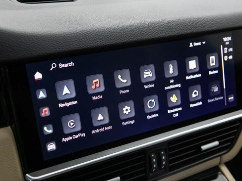 Certified 2023 Porsche Cayenne AWD/4WD image 15