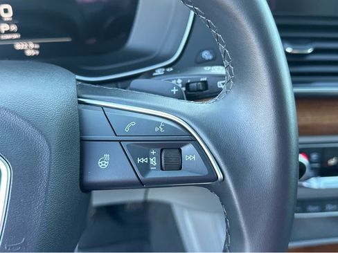 Used 2022 Audi Q5 2.0T Premium Plus image 25