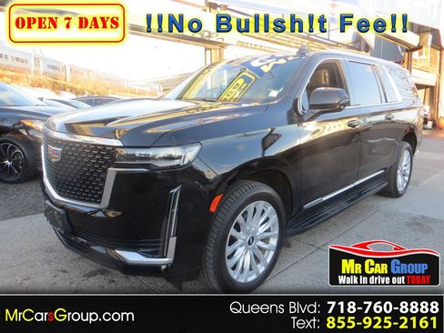 Used 2023 Cadillac Escalade ESV Luxury image 1