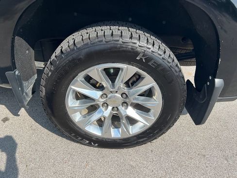 Used 2020 Chevrolet Silverado 1500 LTZ w/ LTZ Premium Package AWD/4WD image 13