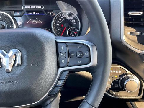 Used 2025 RAM 1500 Big Horn image 18