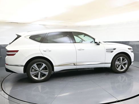 Used 2024 Genesis GV80 3.5T image 2