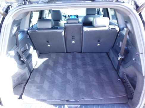 Certified 2022 Mercedes-Benz GLB 250 4MATIC image 9