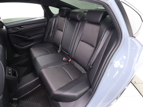 Used 2022 Honda Accord Sport image 19