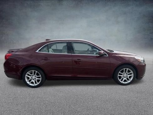 Used 2015 Chevrolet Malibu LT w/ Power Convenience Package FWD image 5