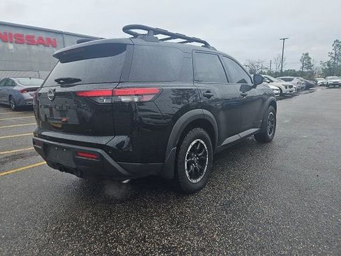 Certified 2025 Nissan Pathfinder Rock Creek image 11