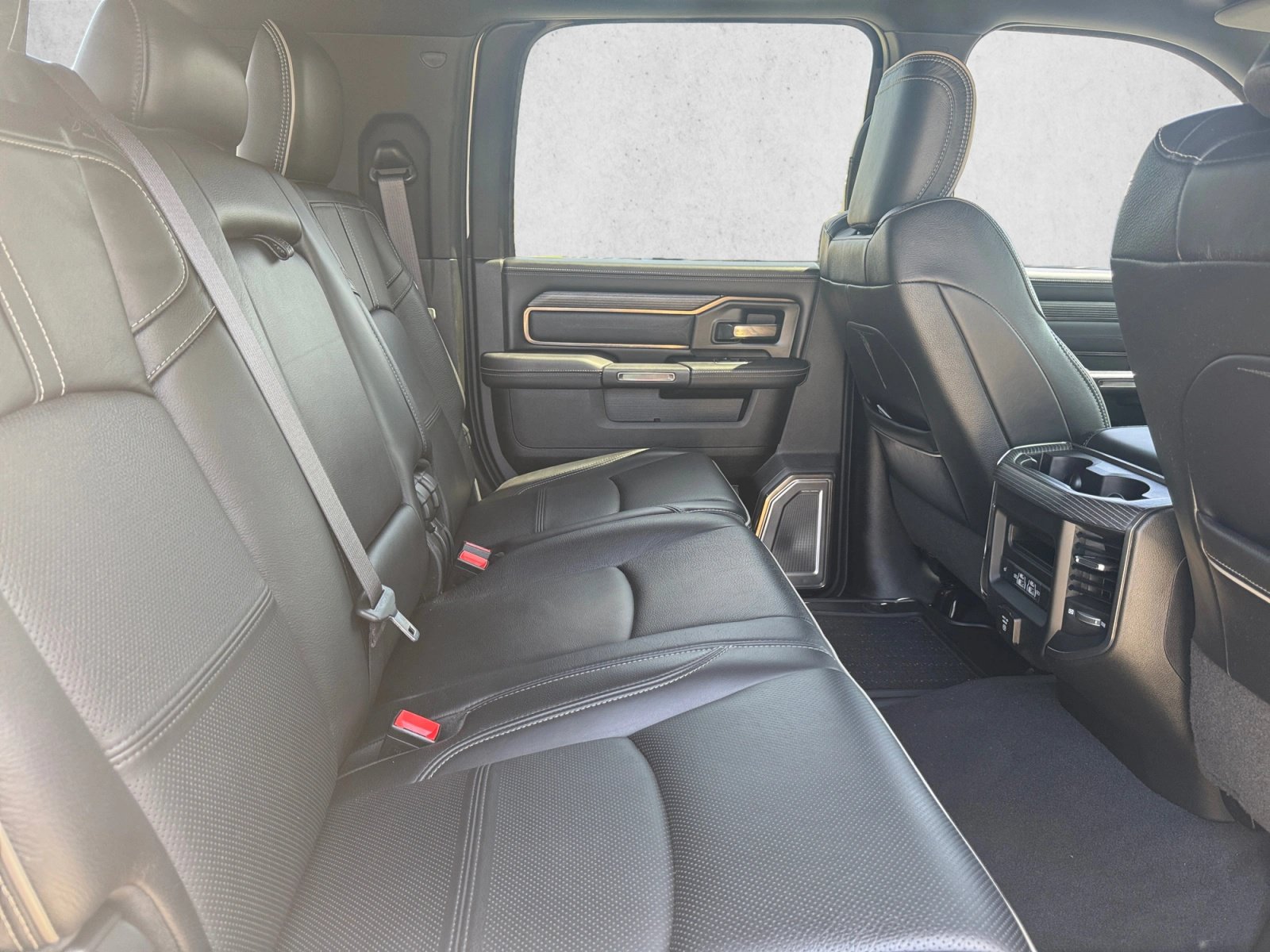 Used 2021 RAM 2500 Limited AWD/4WD image 25