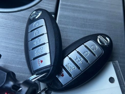 Used 2017 Nissan Murano SL w/ SL Technology Package image 10