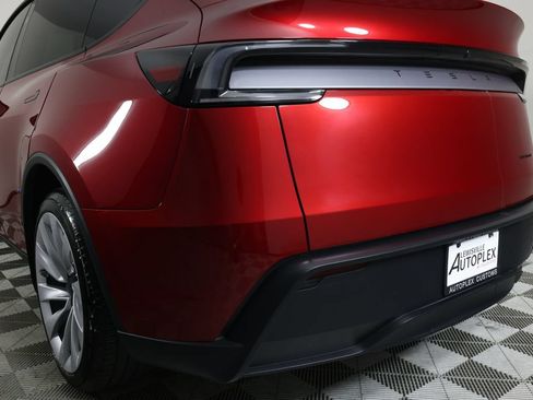 Used 2026 Tesla Model Y Long Range AWD/4WD image 42