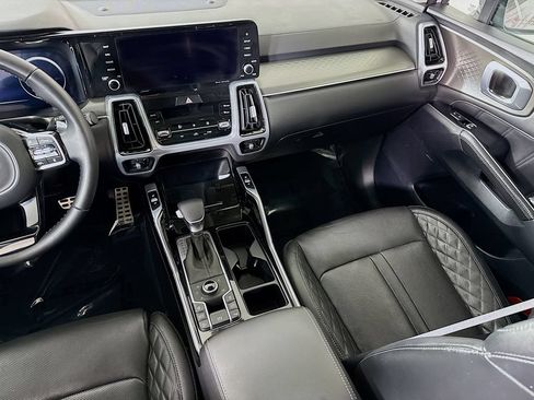Used 2023 Kia Sorento SX AWD/4WD image 28