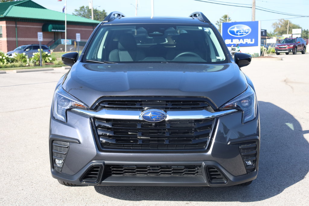Certified 2026 Subaru Ascent Limited AWD/4WD image 4