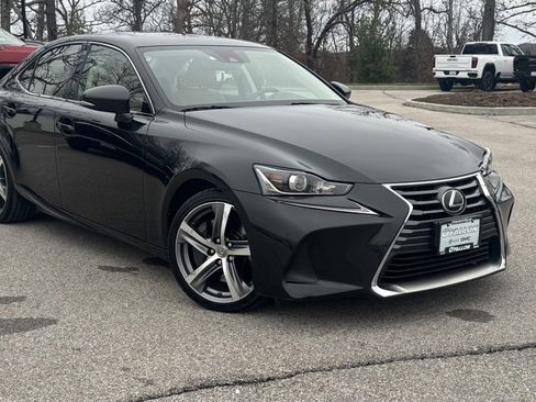 Used 2017 Lexus IS 300 AWD w/ Premium Package image 2