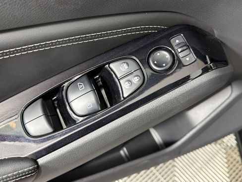Used 2022 Nissan Altima 2.5 SL FWD image 25