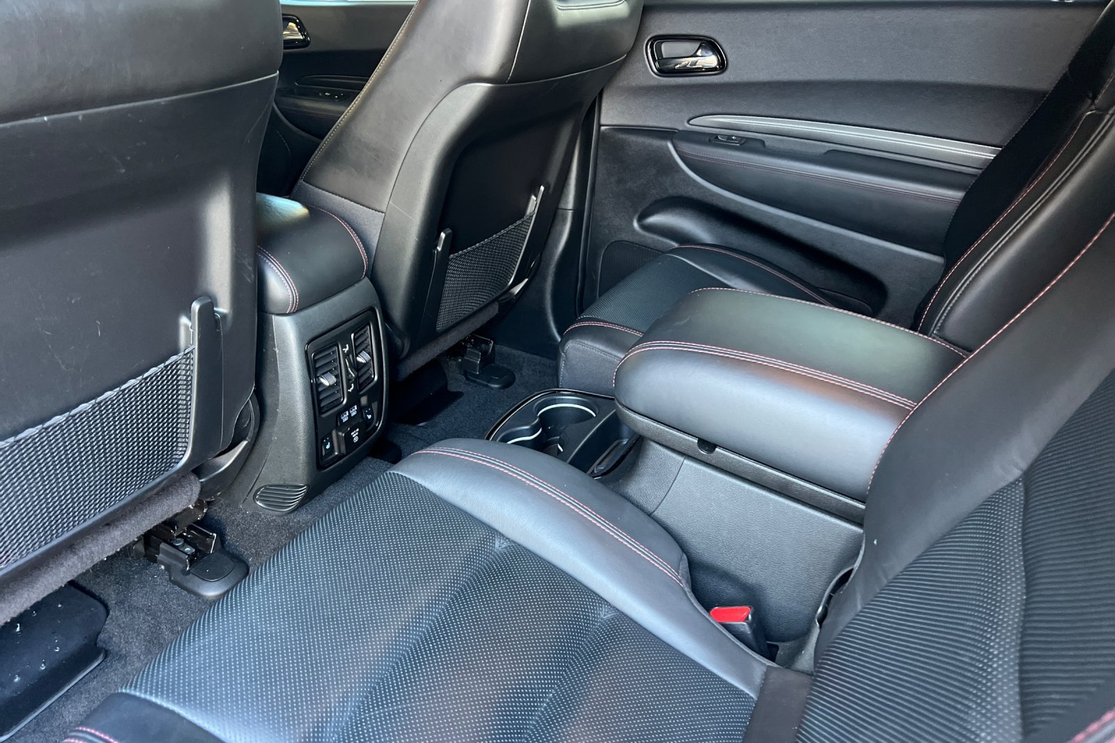 Used 2021 Dodge Durango R/T w/ Technology Group AWD/4WD image 14