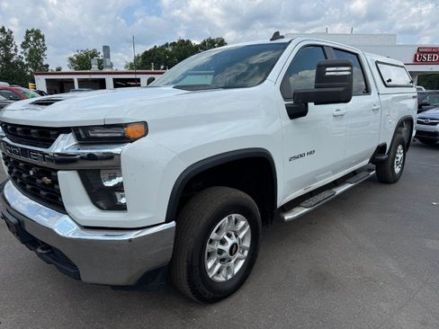 Used 2020 Chevrolet Silverado 2500 LT AWD/4WD image 9