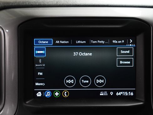 Used 2022 Chevrolet Silverado 1500 Custom Trail Boss w/ Safety Confidence Package image 15