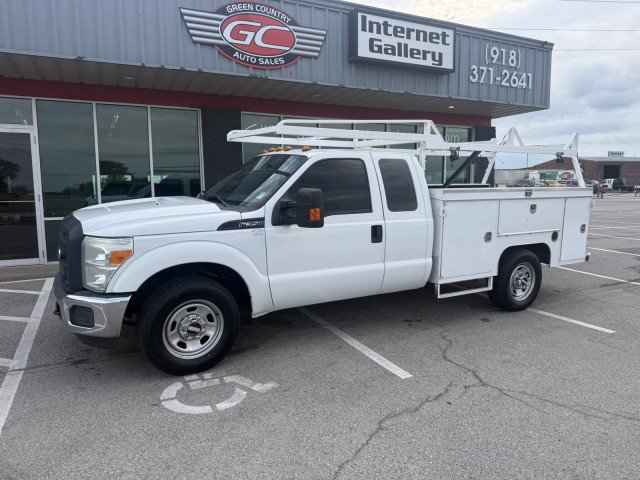 Used 2016 Ford F350 XL w/ Power Equipment Group RWD image 3