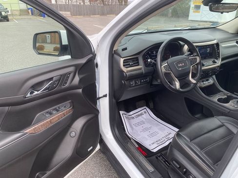 Used 2021 GMC Acadia Denali w/ Denali Ultimate Package image 10