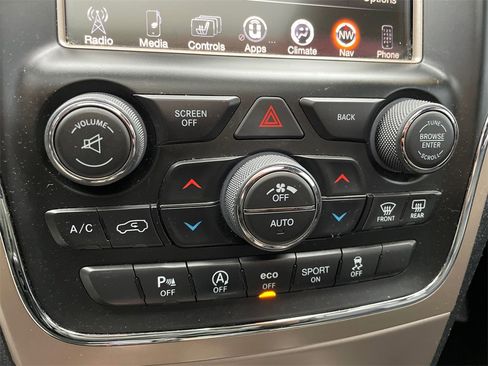 Used 2016 Jeep Grand Cherokee Limited image 13