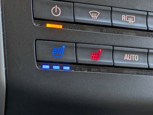 Used 2018 Lincoln MKC Reserve w/ Lincoln MKC Climate Package image 29