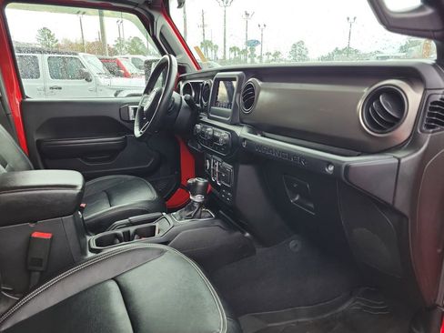 Used 2019 Jeep Wrangler Unlimited Sport S image 34